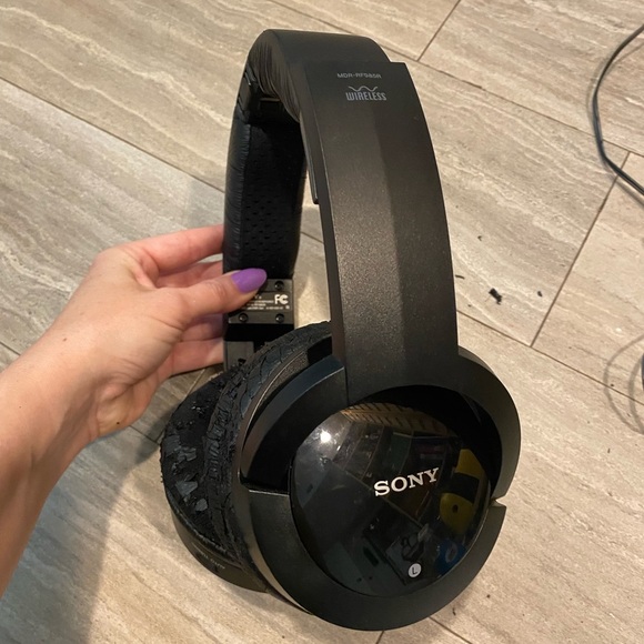 SONY Wireless Headphones MDR-RF985R Black And Transmitter Base TMR-RF985R-READ - Picture 9 of 13